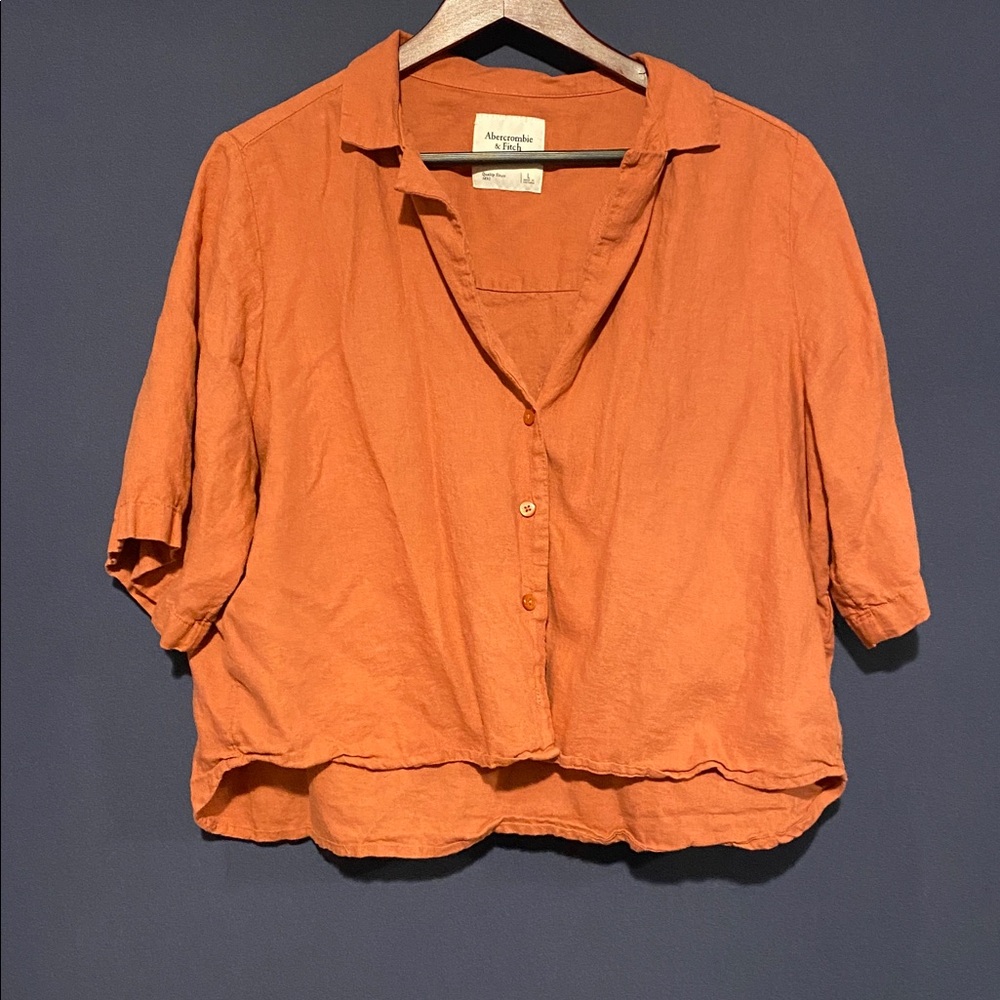 Abercrombie & Fitch Linen Cropped Button Down
